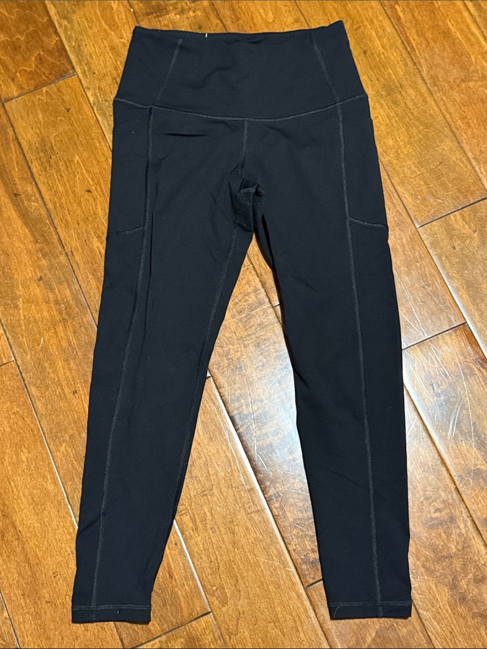 Victoria's Secret Sport Black High-Waist Crop Leggings with Pockets Small
